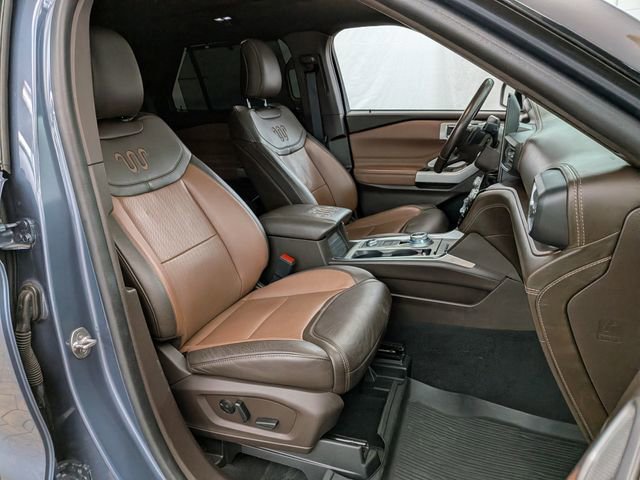 Certified 2021 Ford Explorer King Ranch w/ Premium Technology Package image 26