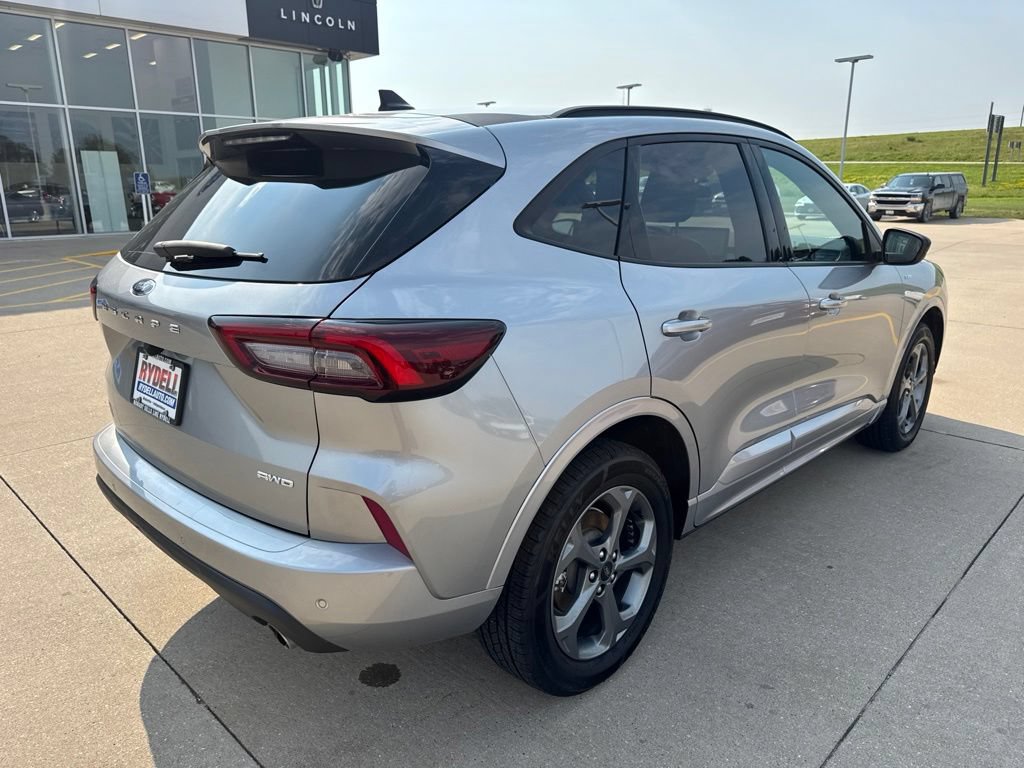 Certified 2024 Ford Escape ST-Line w/ Tech Pack #1 AWD/4WD image 27