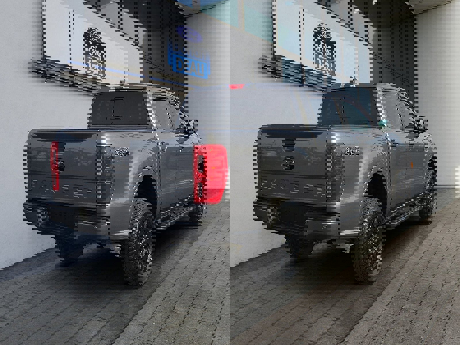 Certified 2023 Ford Ranger XLT w/ Equipment Group 302A High image 5