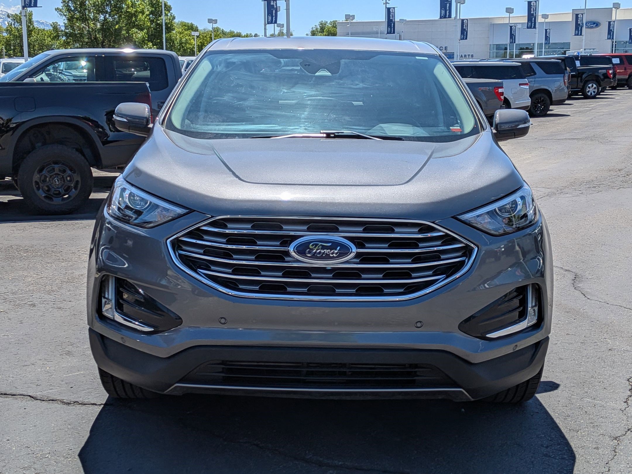 Certified 2024 Ford Edge Titanium AWD/4WD image 11