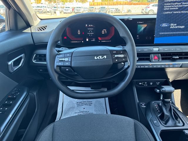 Used 2025 Kia K4 FWD image 21