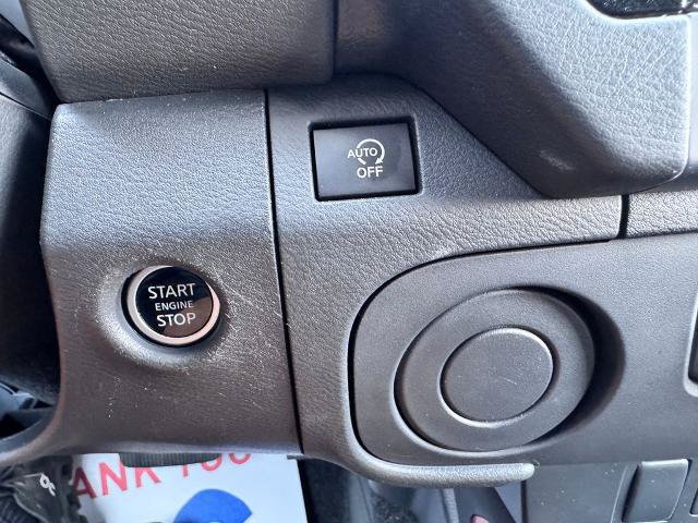 Used 2025 Nissan Frontier Pro-X RWD image 23