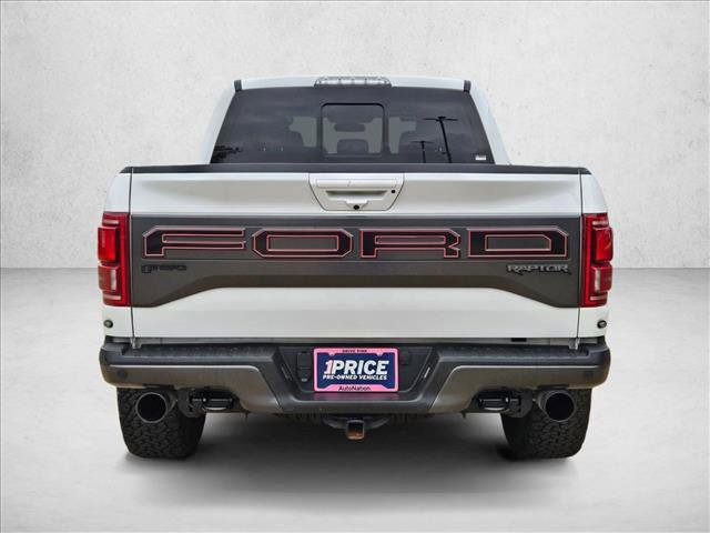 Certified 2018 Ford F150 Raptor w/ Equipment Group 802A Luxury image 4