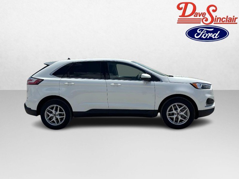 Certified 2024 Ford Edge SEL w/ Convenience Package AWD/4WD image 5