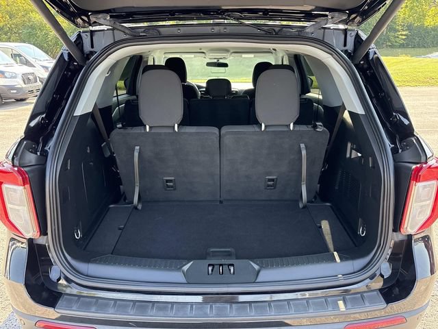 Certified 2023 Ford Explorer XLT RWD image 12