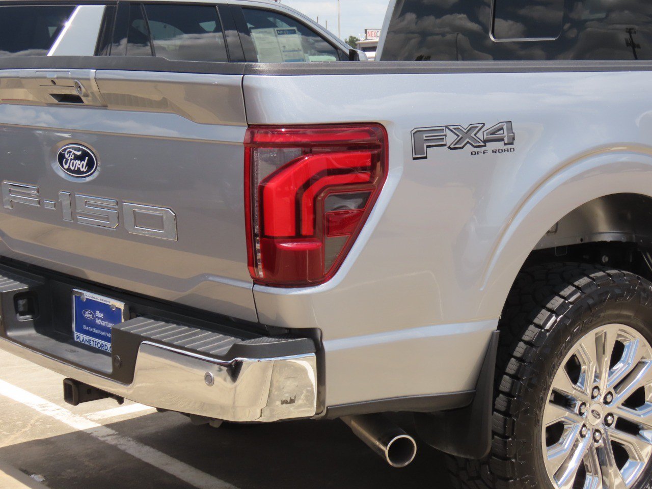 Certified 2025 Ford F150 Lariat w/ Equipment Group 501A Mid AWD/4WD image 10