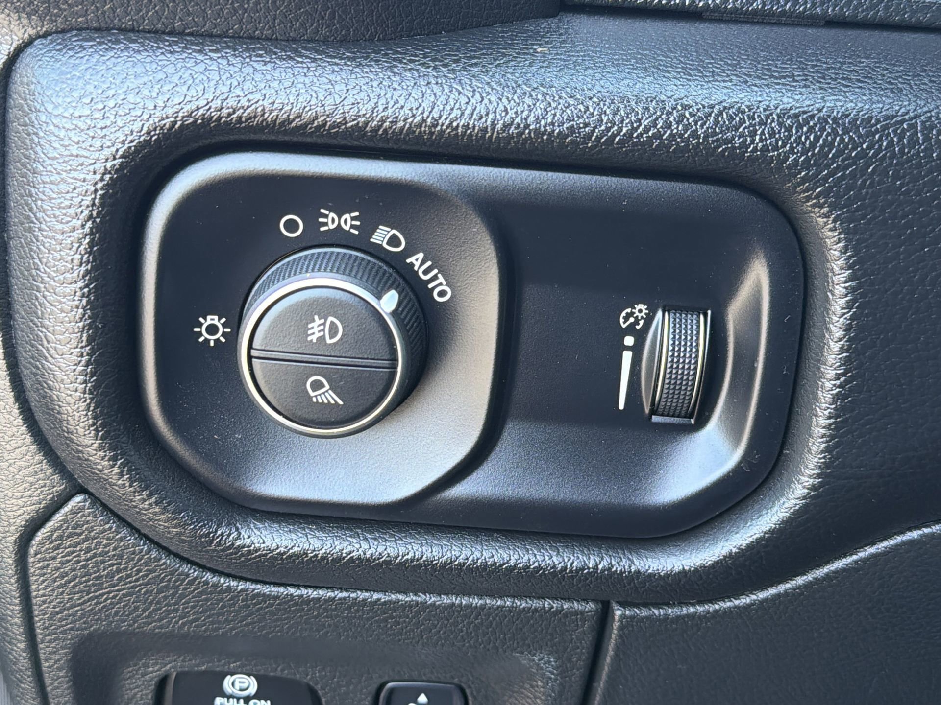 Used 2022 RAM 1500 Big Horn image 27