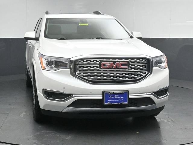 Used 2019 GMC Acadia Denali w/ Technology Package FWD image 2