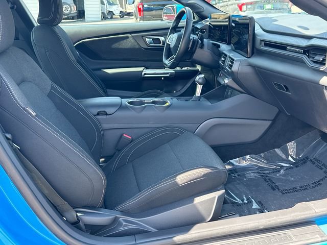 Certified 2025 Ford Mustang GT RWD image 13
