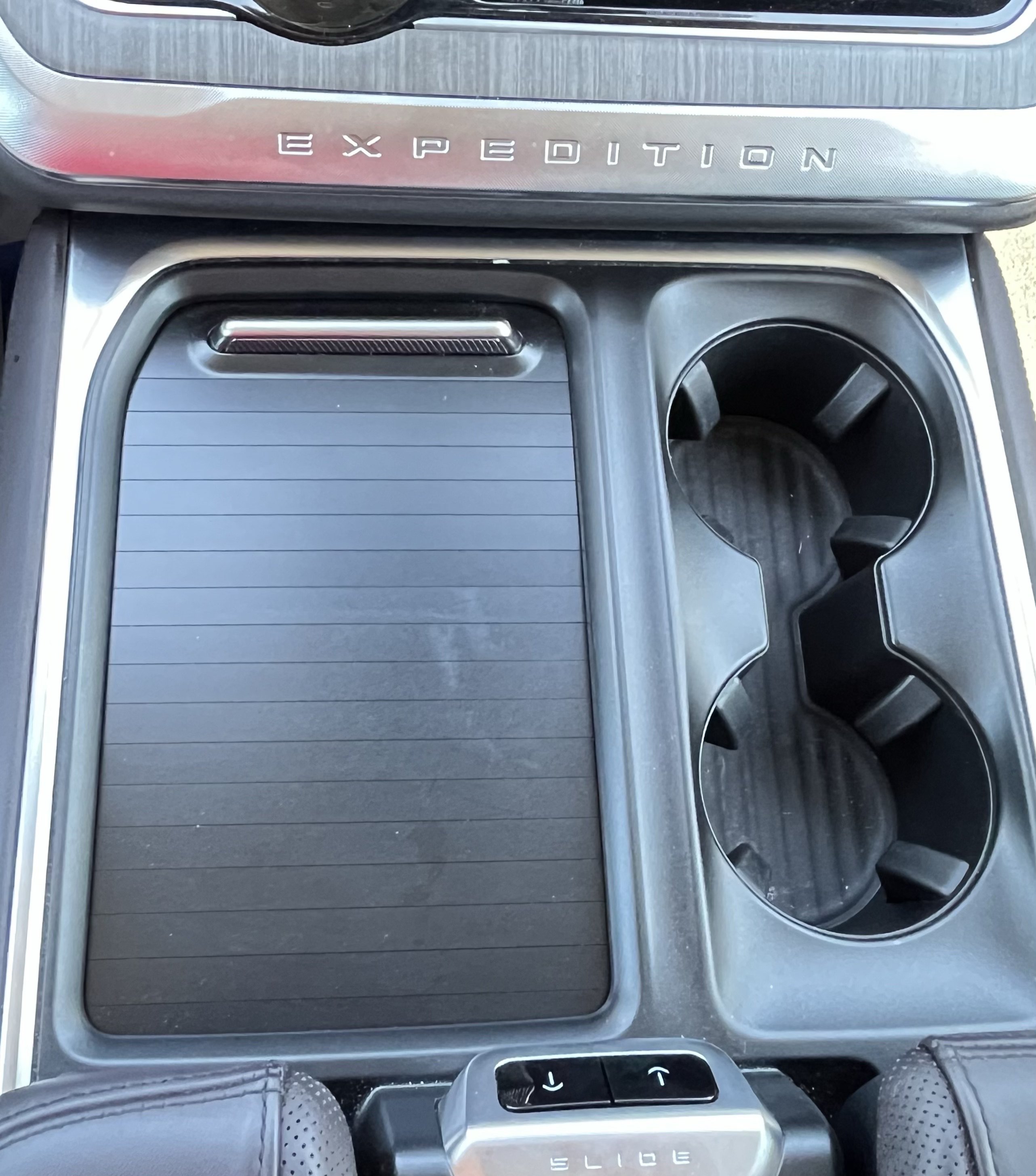 Certified 2025 Ford Expedition Max Platinum w/ Platinum Ultimate Package AWD/4WD image 25