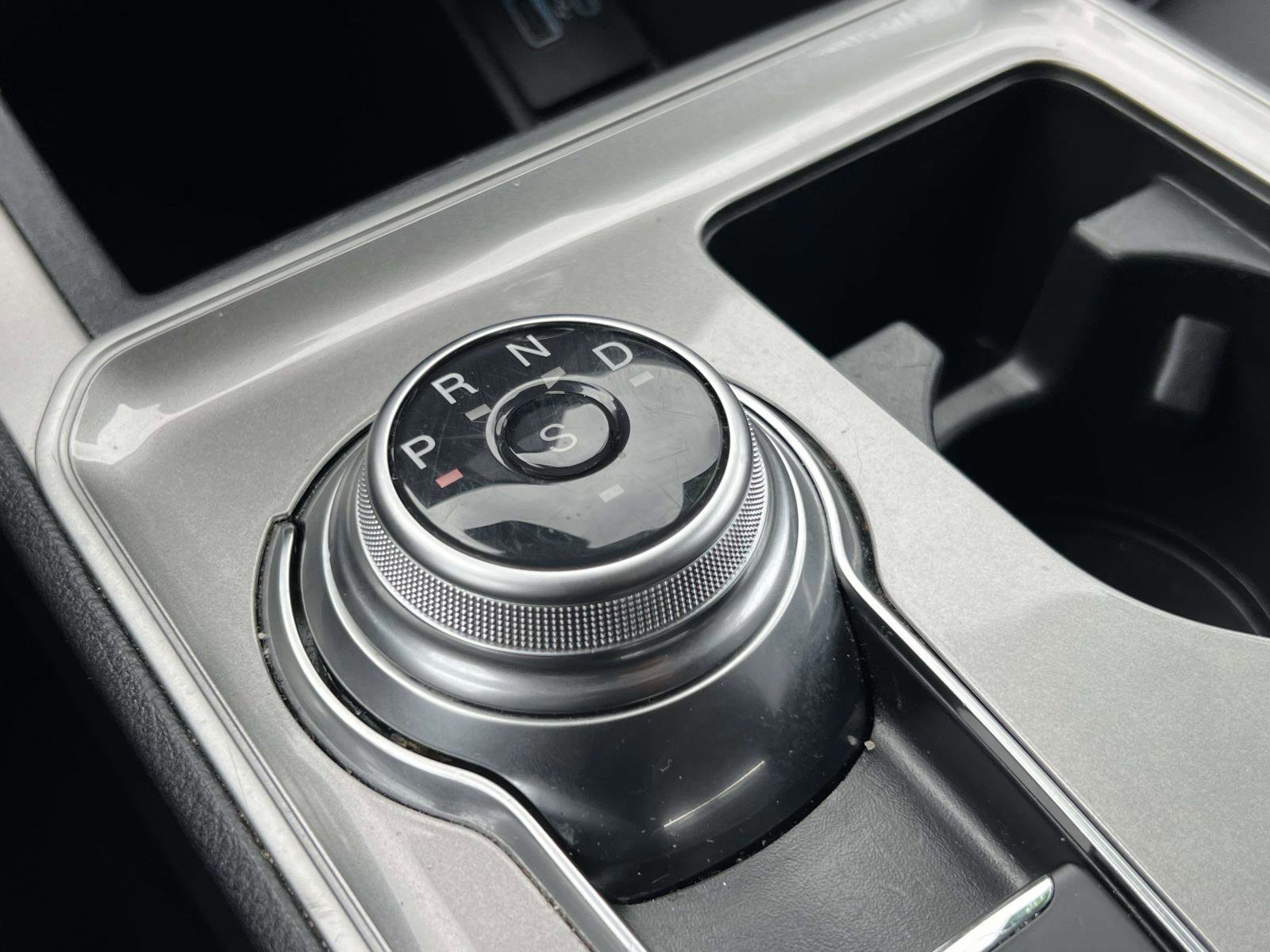 Certified 2024 Ford Edge SEL image 18