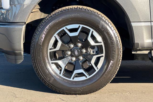 Certified 2023 Ford F150 Lightning XLT image 33