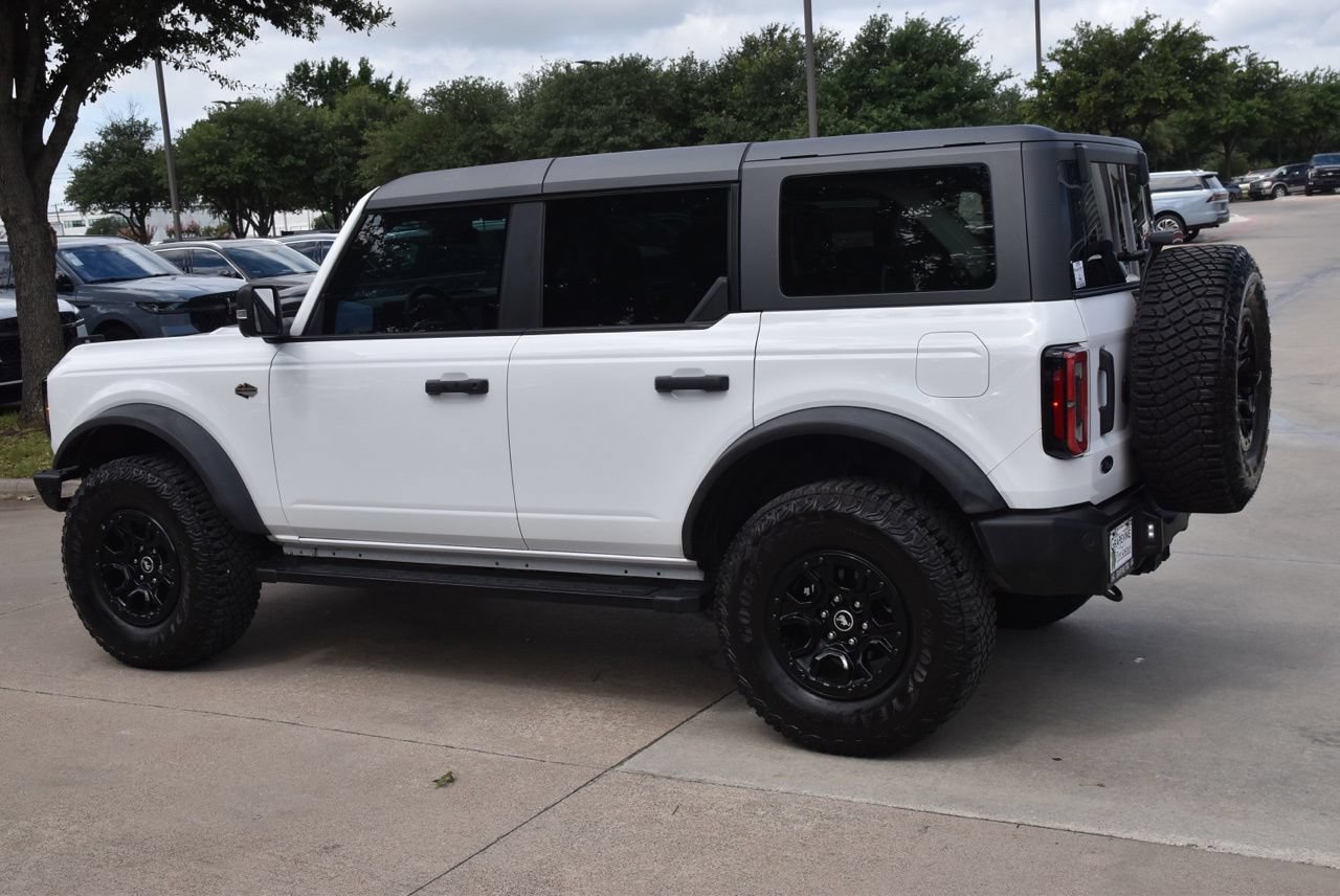 Certified 2024 Ford Bronco Wildtrak AWD/4WD image 11