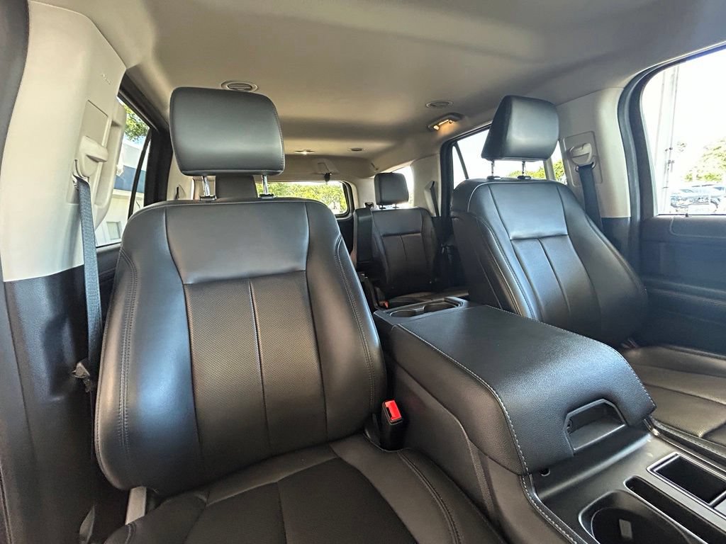 Certified 2024 Ford Expedition XLT RWD image 27