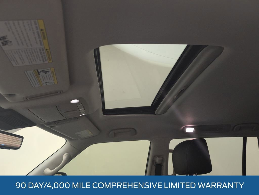 Used 2022 Nissan Armada Platinum w/ Captain's Chairs Package image 14