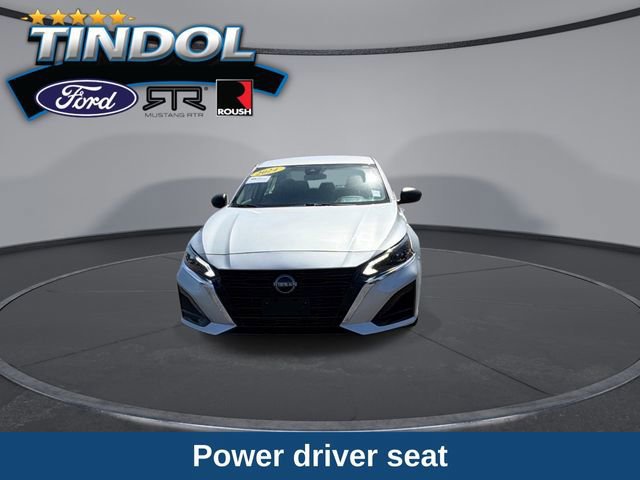 Used 2024 Nissan Altima 2.5 SV image 9