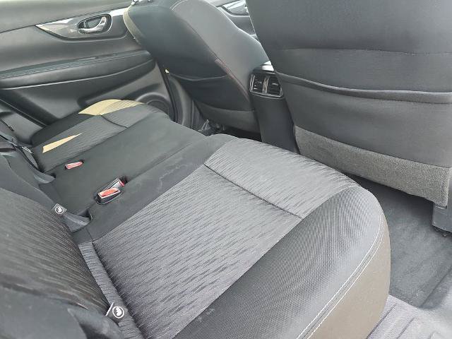 Used 2020 Nissan Rogue SV AWD/4WD image 11