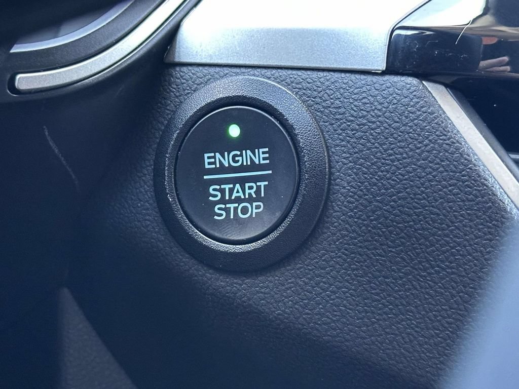 Certified 2022 Ford Escape SE w/ SE Sport Appearance Package AWD/4WD image 22