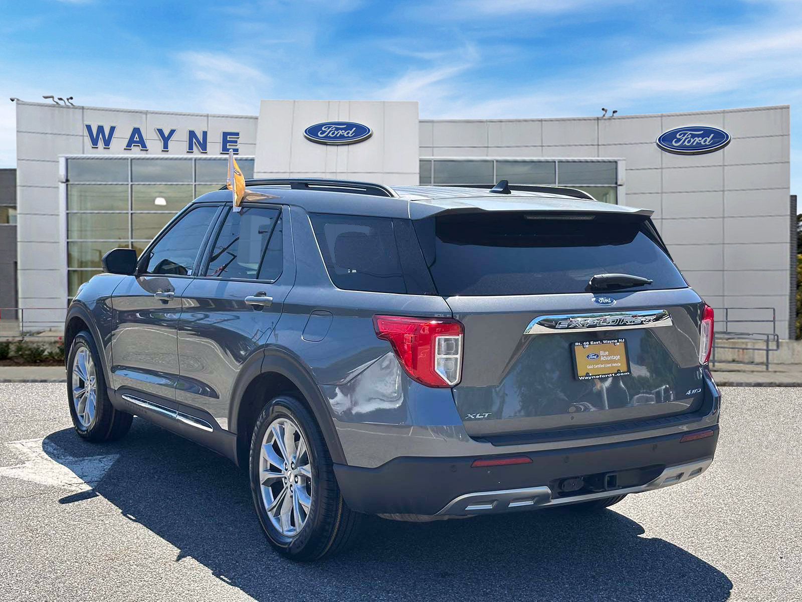 Certified 2023 Ford Explorer XLT AWD/4WD image 4