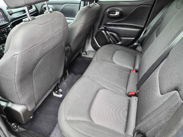 Used 2023 Jeep Renegade Latitude image 11