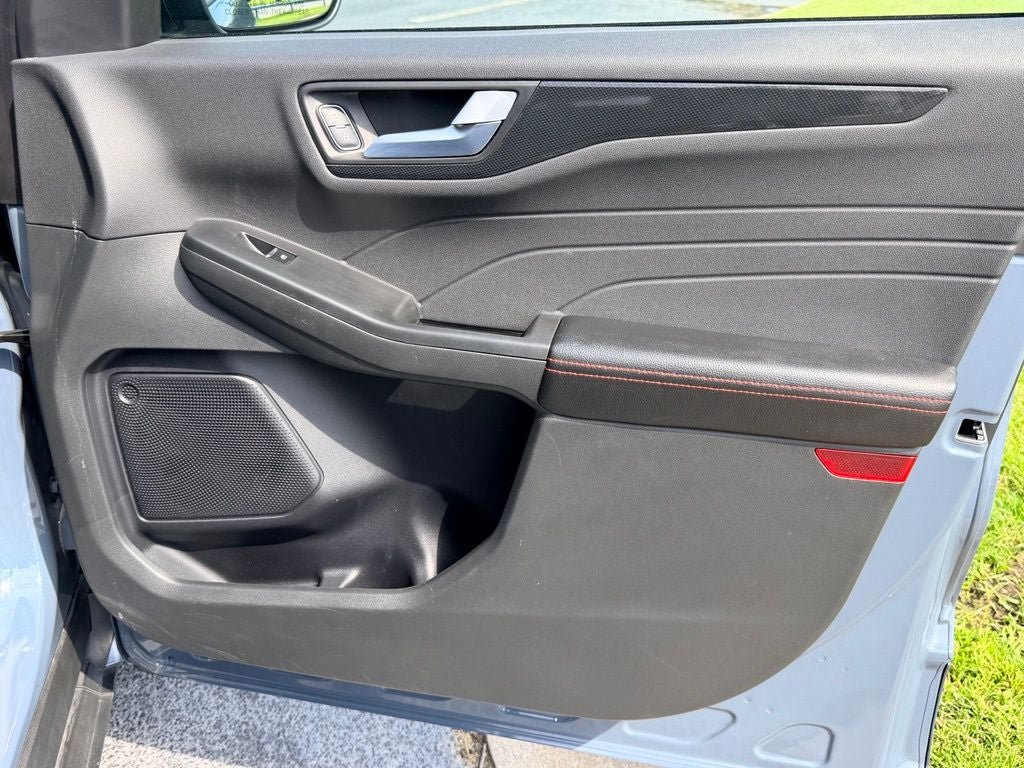 Certified 2023 Ford Escape ST-Line w/ Tech Pack #1 FWD image 10