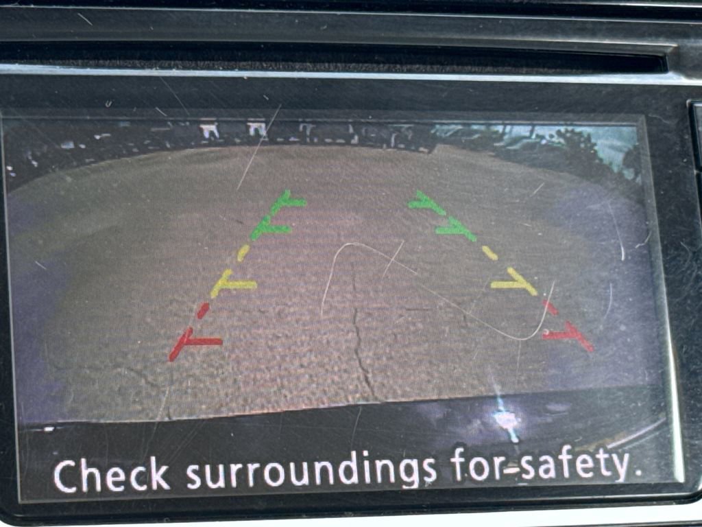 Used 2017 Nissan Versa Note SV image 20