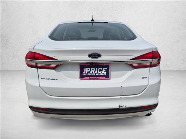 Certified 2017 Ford Fusion SE FWD image 6