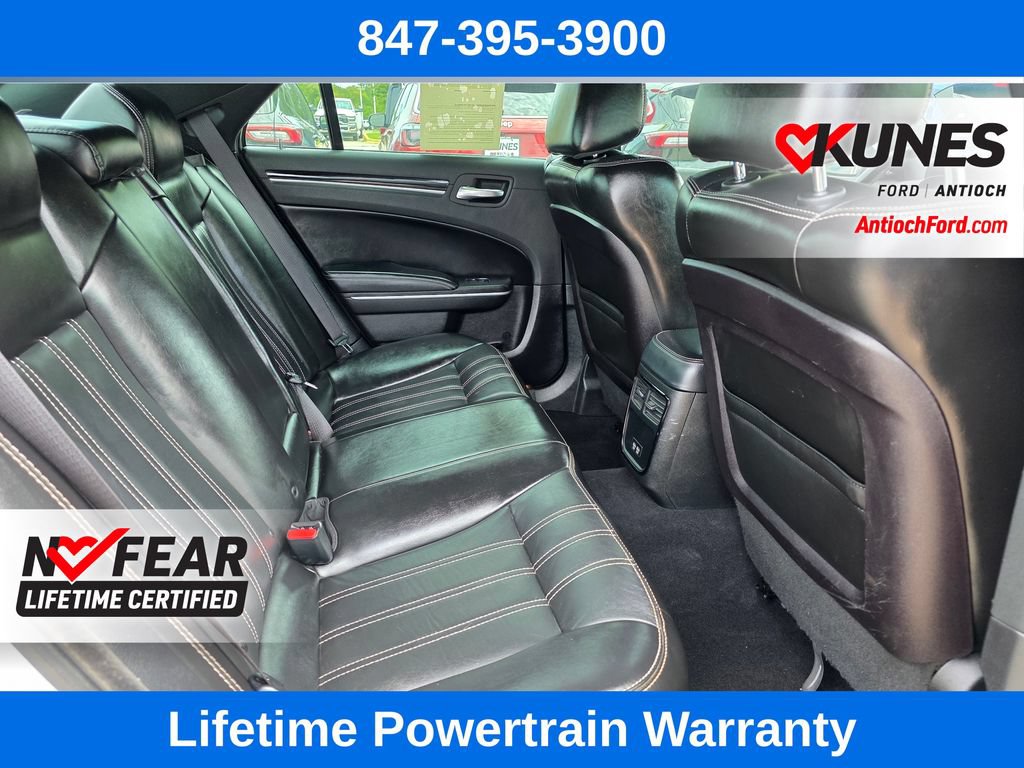 Used 2019 Chrysler 300 S AWD/4WD image 22