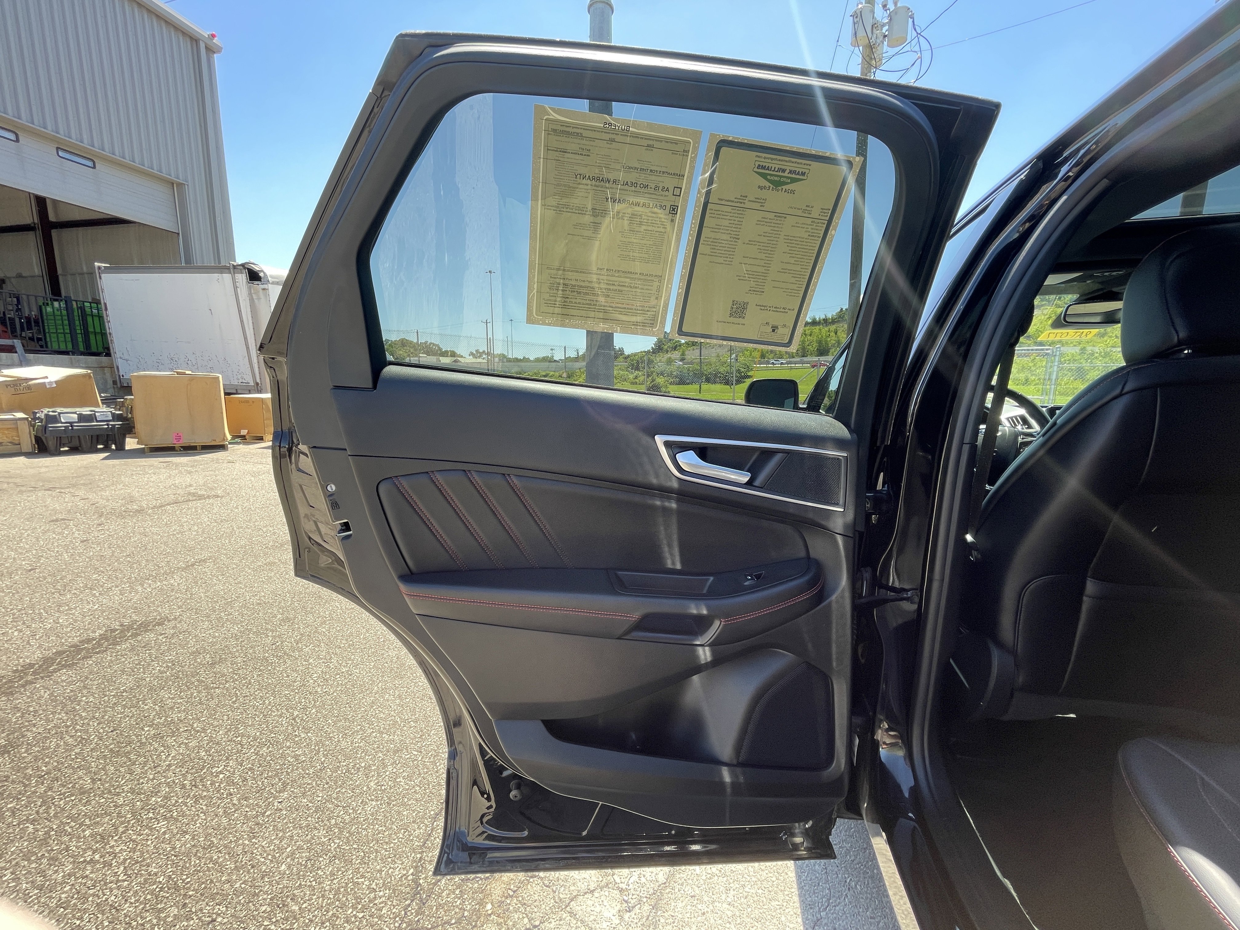 Certified 2024 Ford Edge ST-Line AWD/4WD image 19