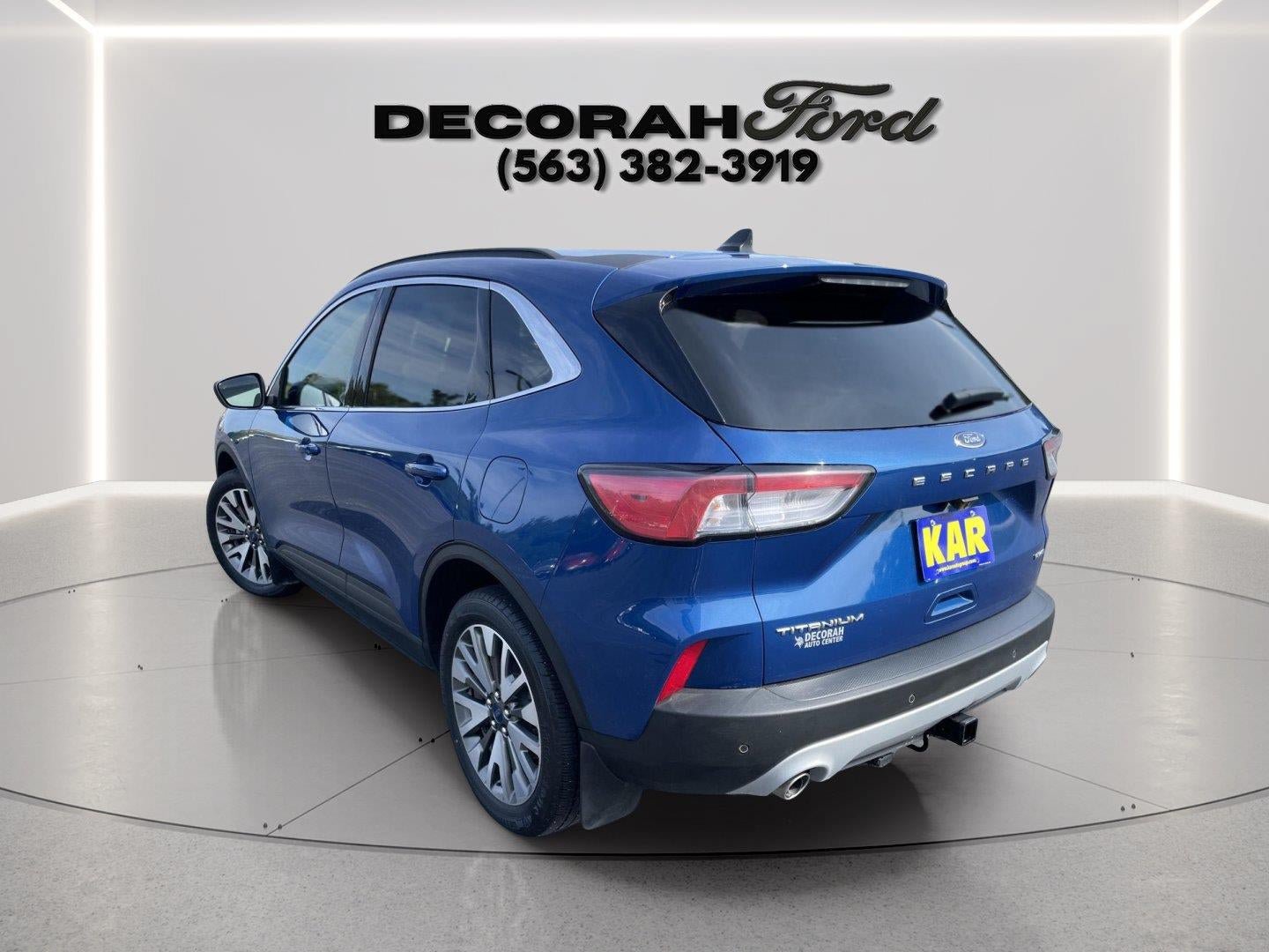 Certified 2022 Ford Escape Titanium w/ Class II Trailer Tow Package AWD/4WD image 5