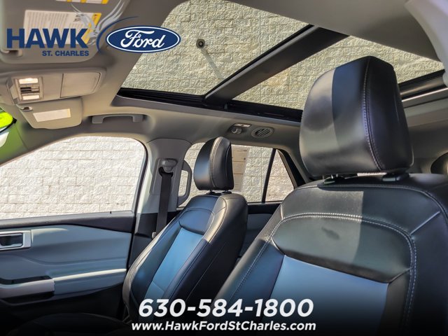 Certified 2023 Ford Explorer XLT w/ Equipment Group 202A AWD/4WD image 9