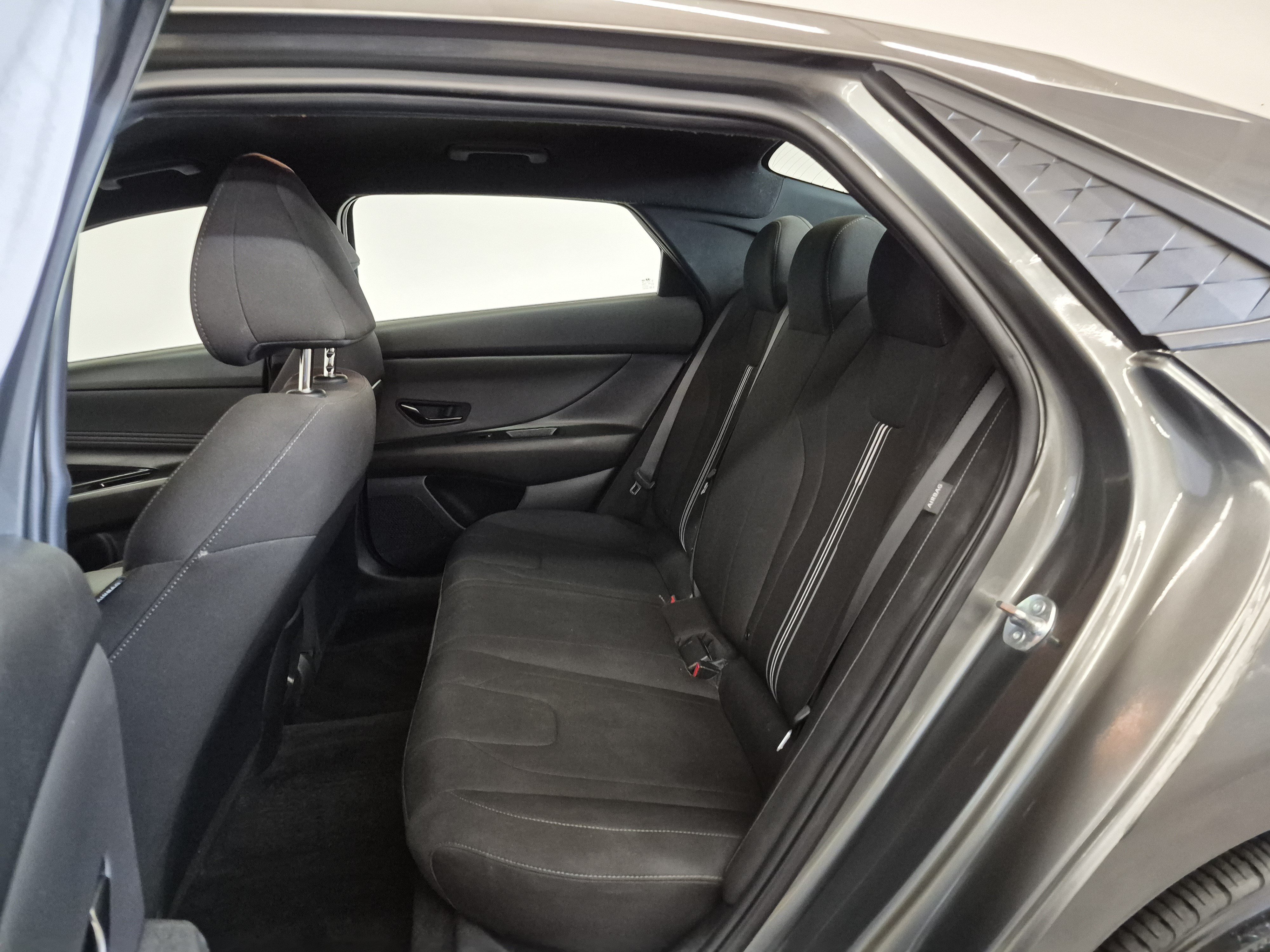 Used 2026 Hyundai Elantra Sport FWD image 17
