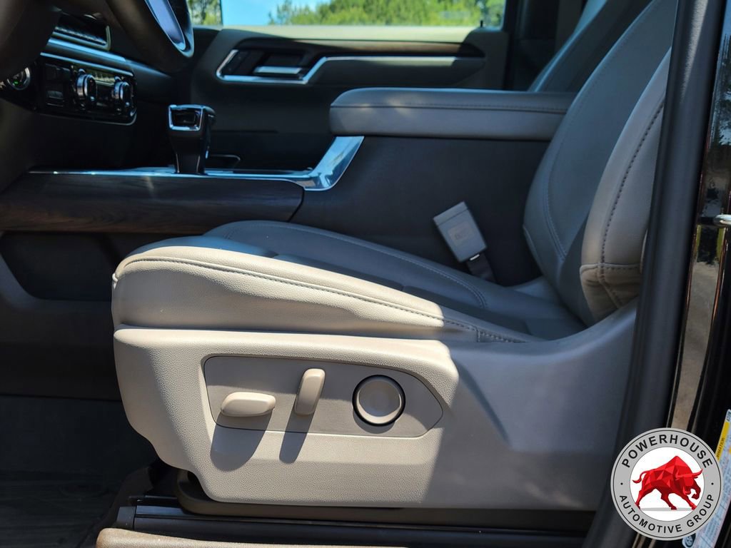 Used 2024 GMC Sierra 1500 SLT w/ SLT Premium Plus Package AWD/4WD image 24