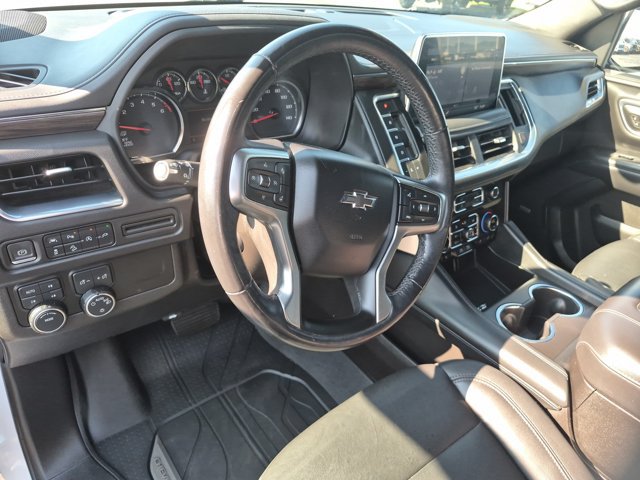 Used 2021 Chevrolet Tahoe Z71 w/ Luxury Package AWD/4WD image 17