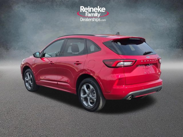 Certified 2024 Ford Escape ST-Line w/ Tech Pack #1 AWD/4WD image 8
