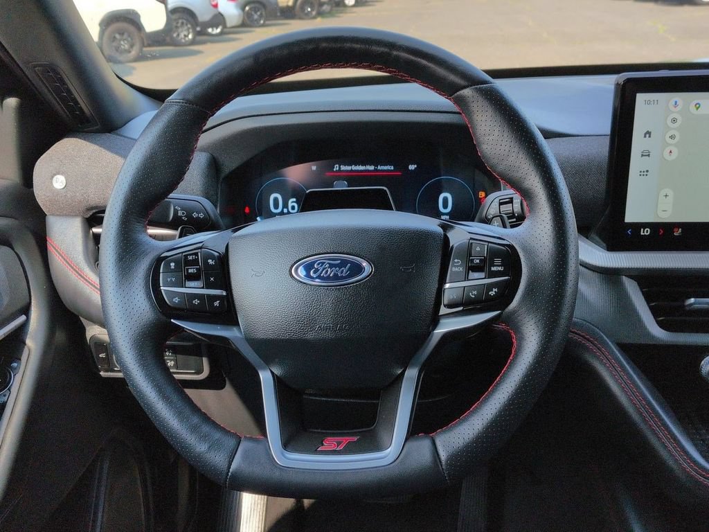 Certified 2025 Ford Explorer ST AWD/4WD image 14
