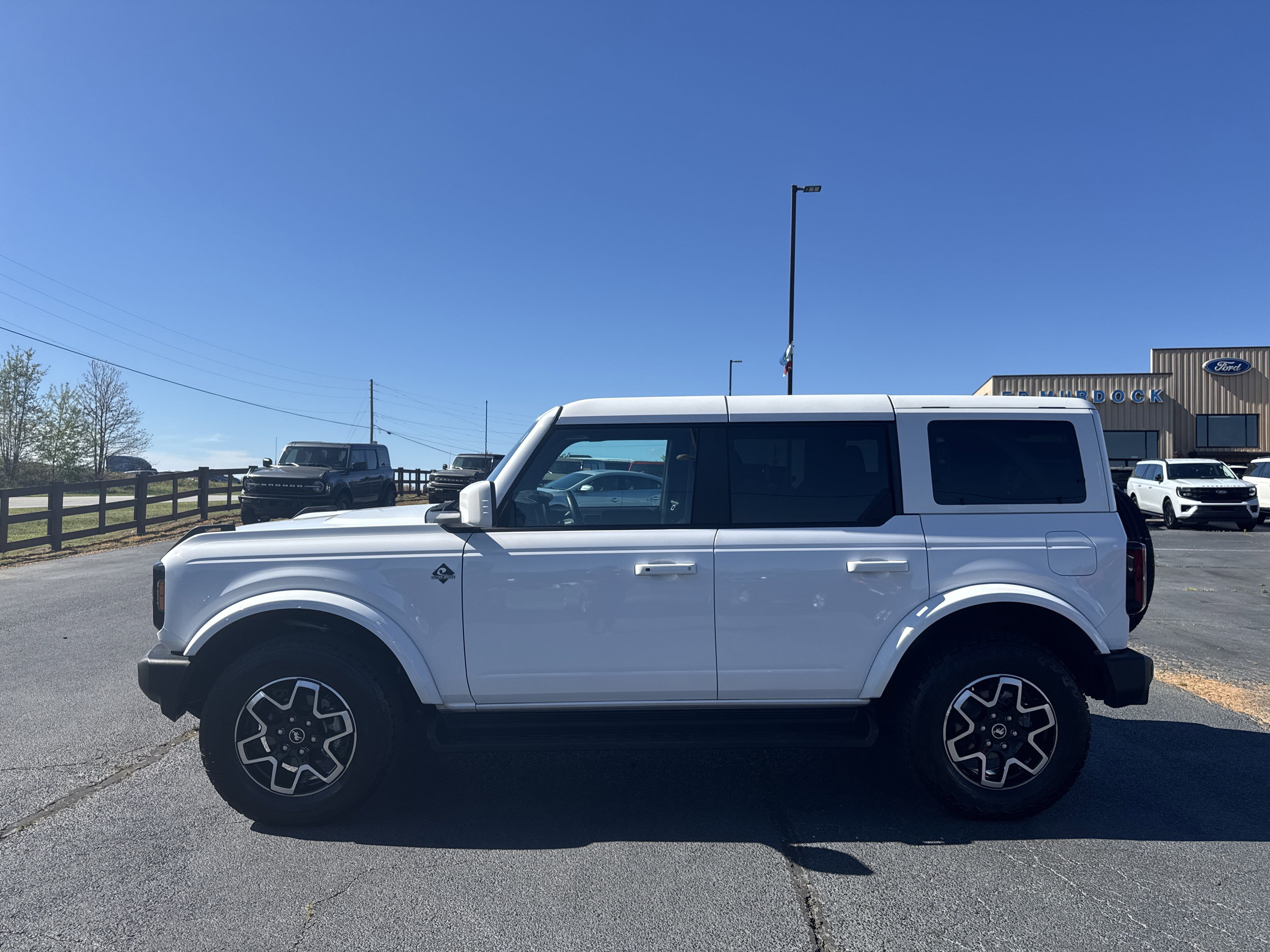 Certified 2025 Ford Bronco Outer Banks image 5