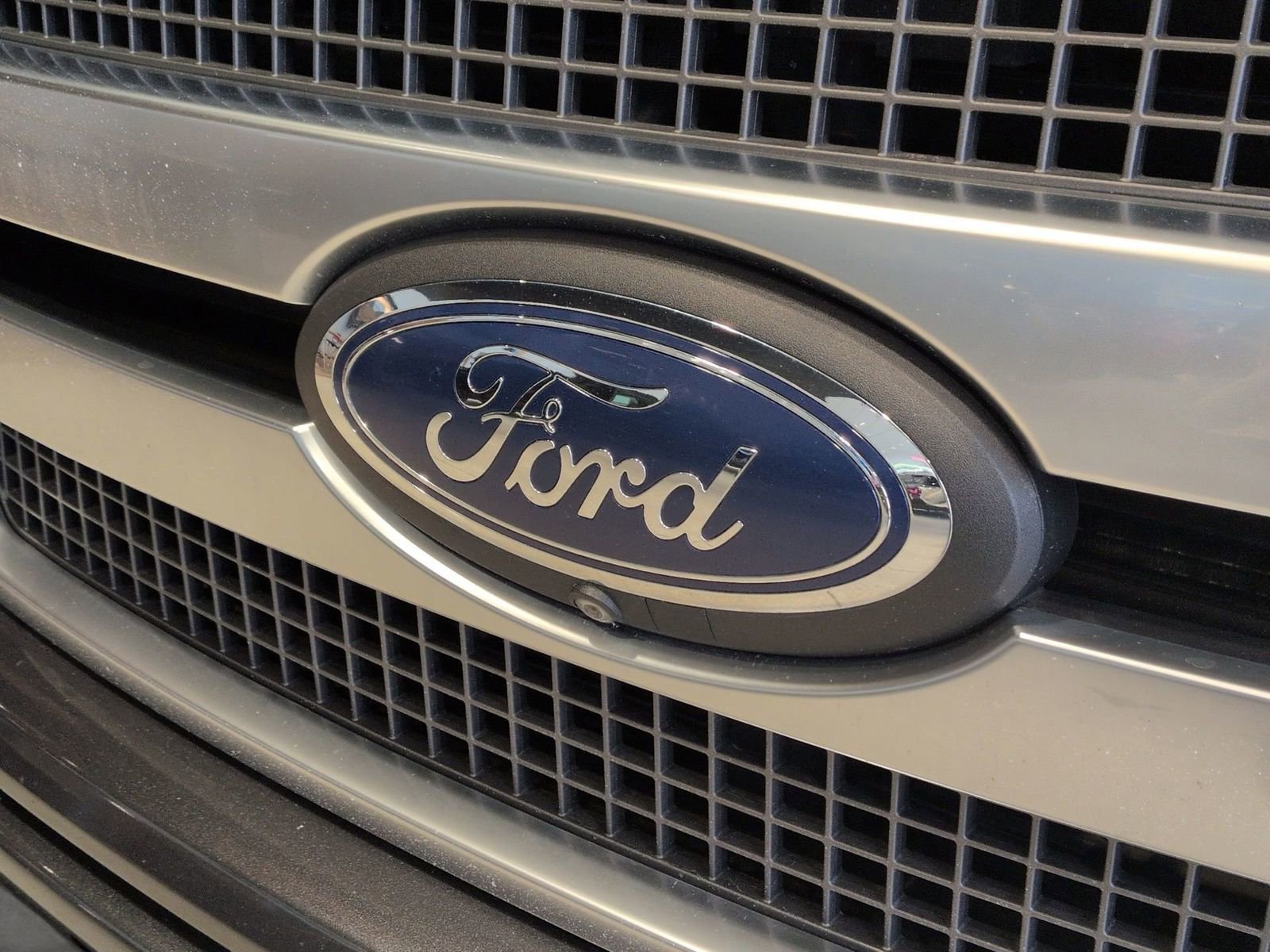 Certified 2018 Ford F150 Platinum w/ Technology Package image 14