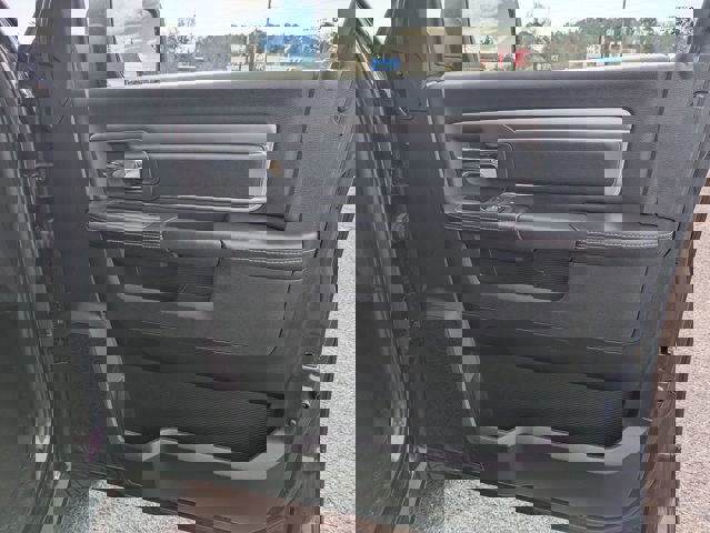 Used 2021 RAM 1500 Classic Warlock w/ Luxury Group image 32