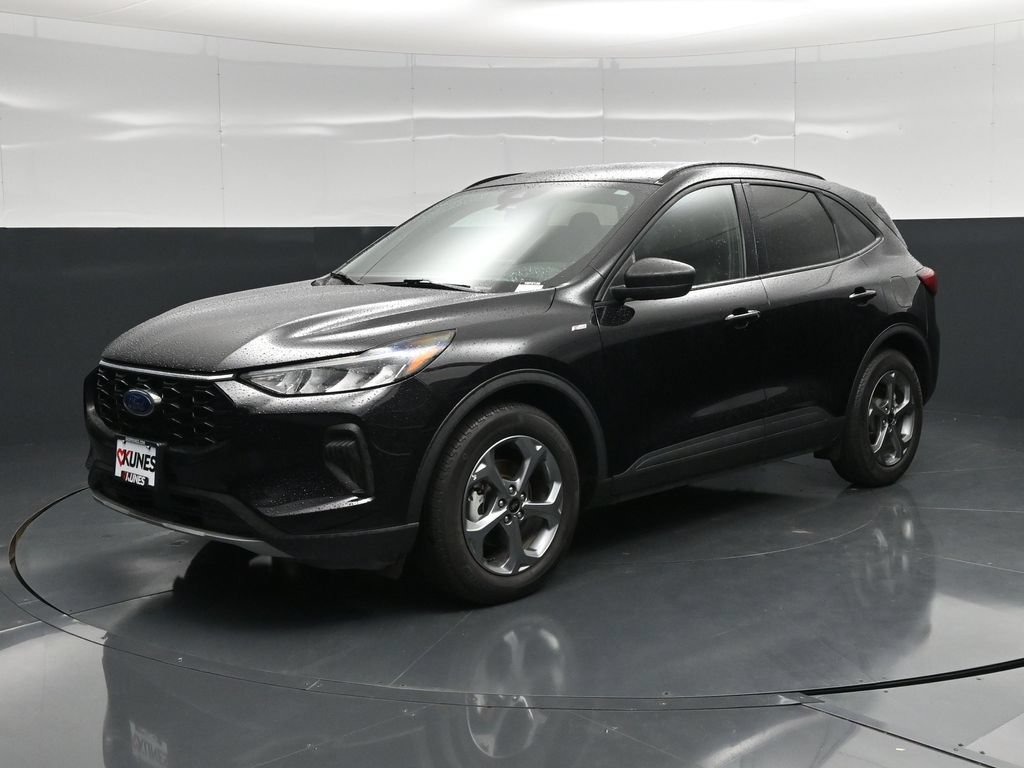 Certified 2025 Ford Escape ST-Line FWD image 5