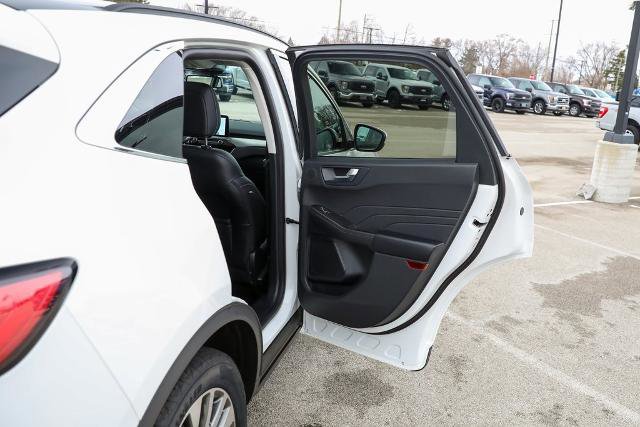 Certified 2021 Ford Escape Titanium w/ Class II Trailer Tow Package image 33
