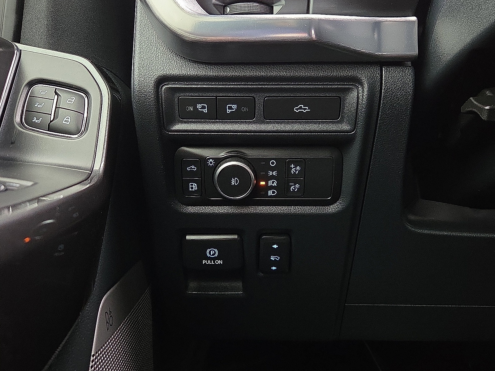 Certified 2021 Ford F150 Lariat AWD/4WD image 21