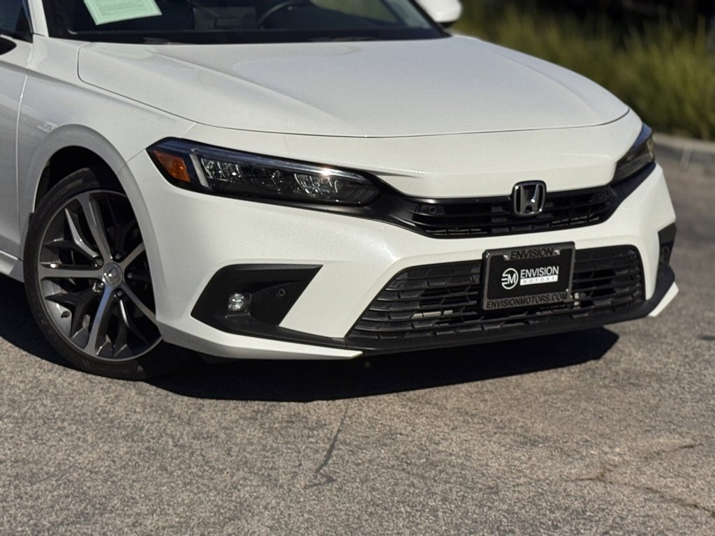 Used 2024 Honda Civic Touring image 3