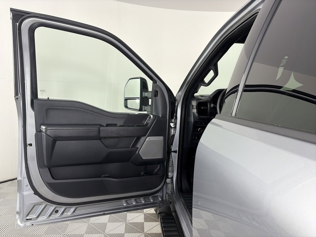 Certified 2025 Ford F150 Lariat w/ FX4 Off-Road Package image 10