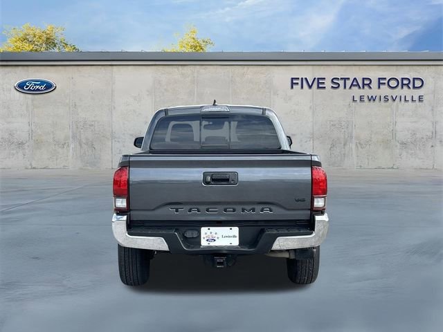 Used 2022 Toyota Tacoma SR5 RWD image 5