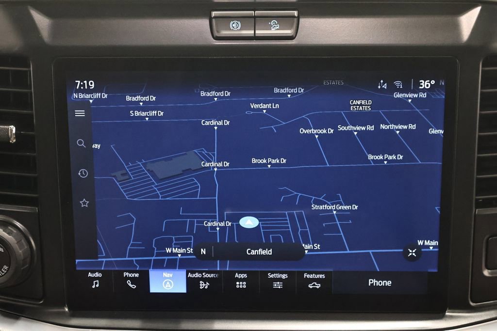 Certified 2025 Ford F350 Platinum w/ Platinum Plus Package image 35