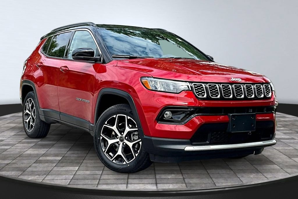 Used 2025 Jeep Compass Limited AWD/4WD image 3