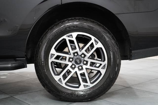 Certified 2025 Ford Expedition Active AWD/4WD image 37