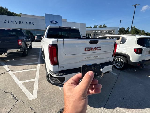 Used 2021 GMC Sierra 1500 AT4 w/ AT4 Premium Package AWD/4WD image 19