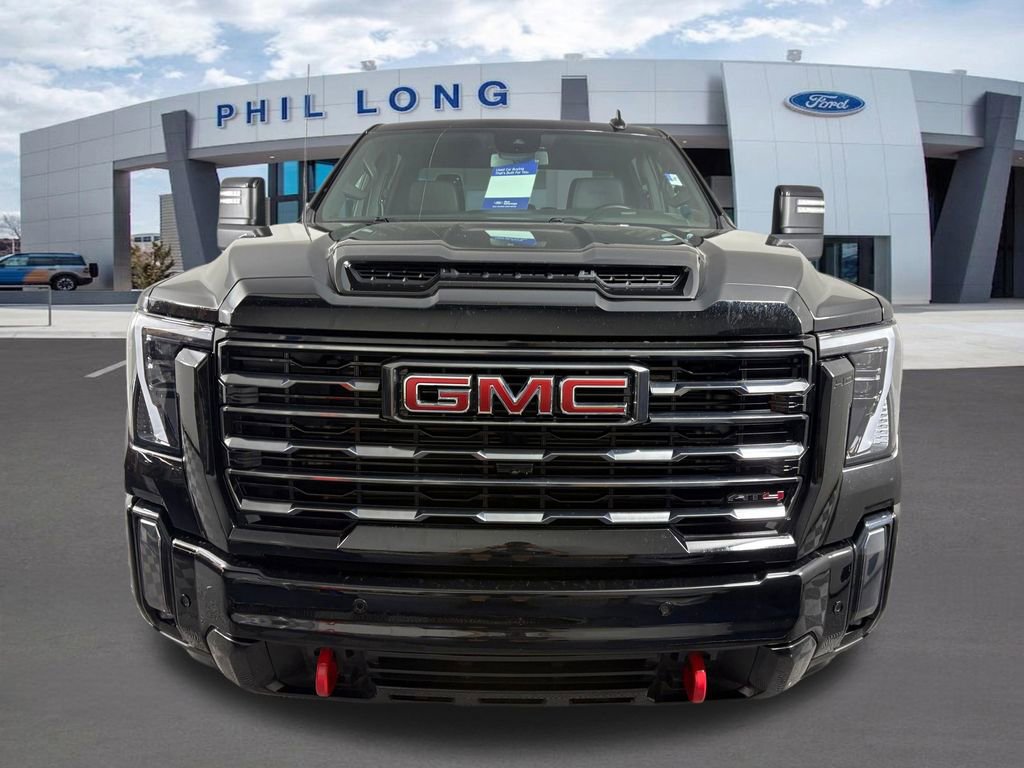 Used 2024 GMC Sierra 2500 AT4 AWD/4WD image 8